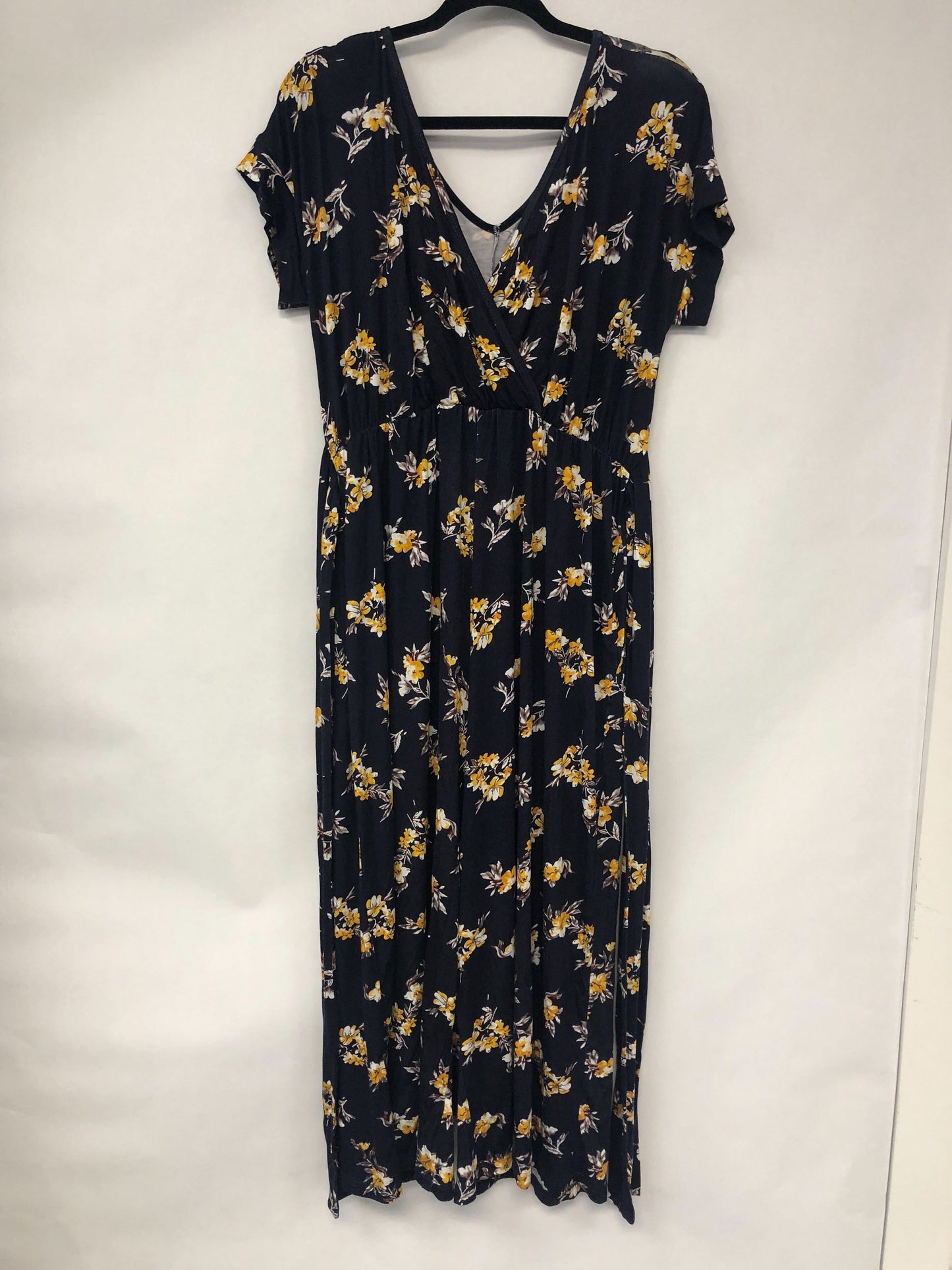 Outlet 6097 - Latched Mama V-Neck Nursing Jumpsuit - Canary Blooms - Large