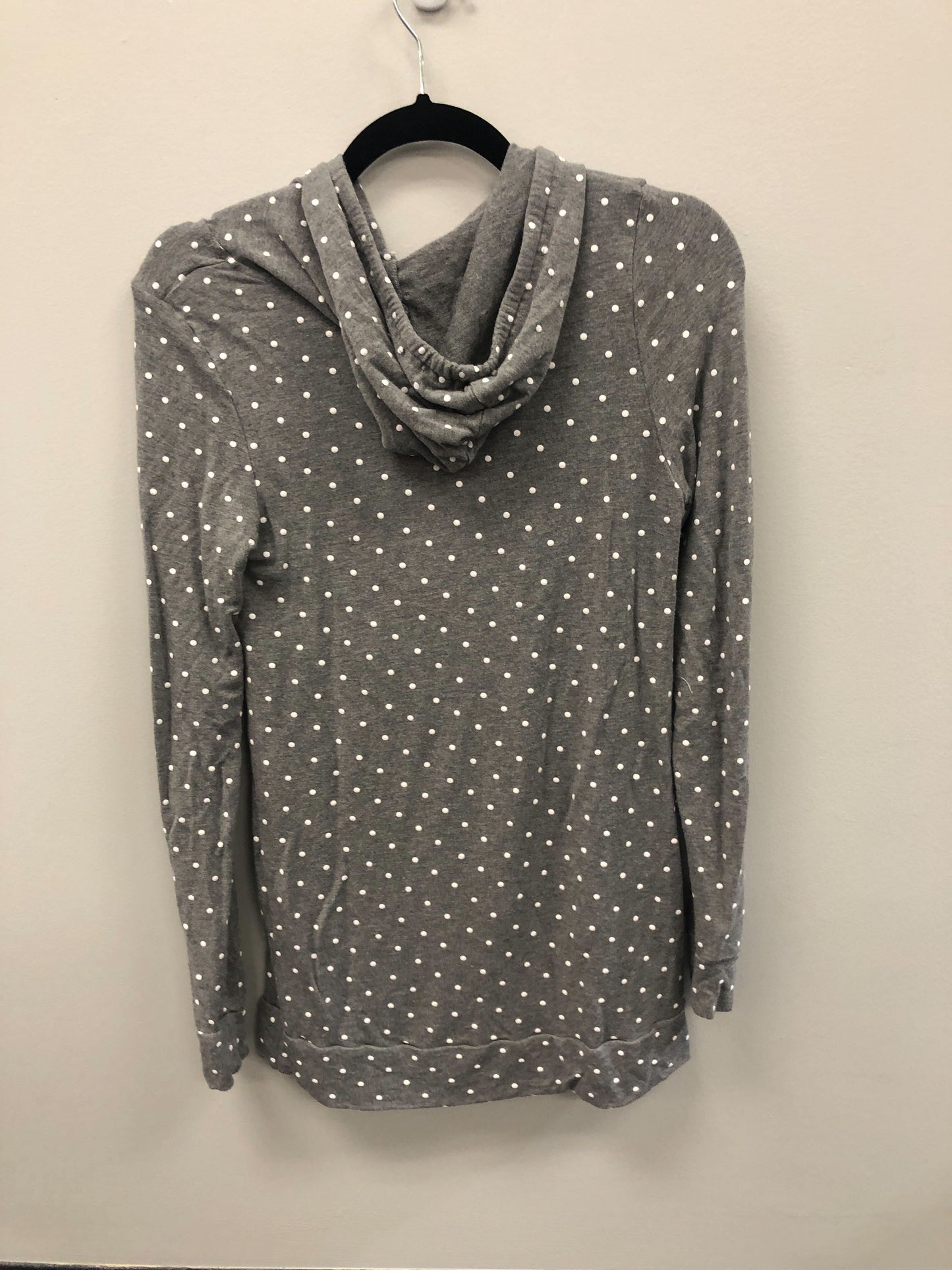 Outlet 5820 - Latched Mama Cloud Nursing Hoodie - Grey Dots - Small
