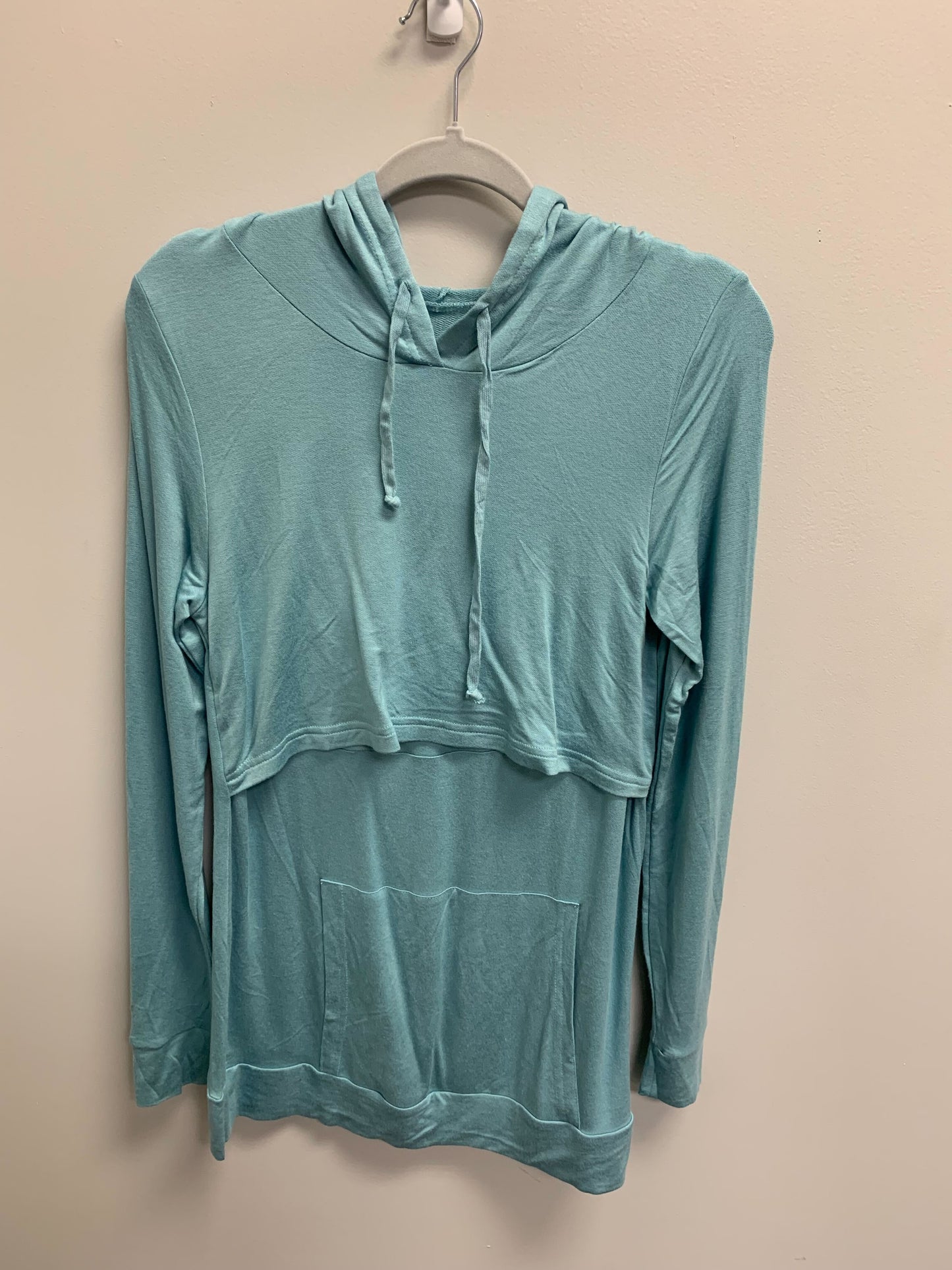Outlet 4355 - Latched Mama Cloud Nursing Hoodie - Sky - Small