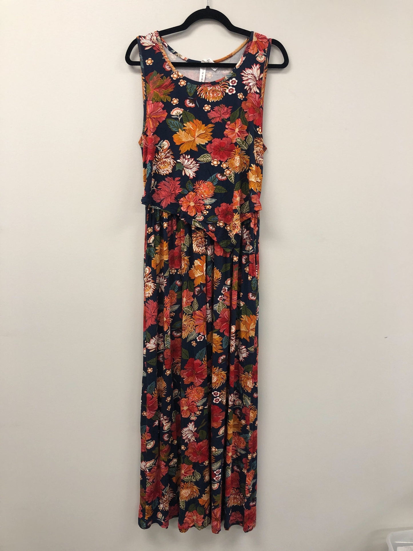 Outlet 5843 - Latched Mama Boardwalk Nursing Maxi - Radio Retro - Extra Large