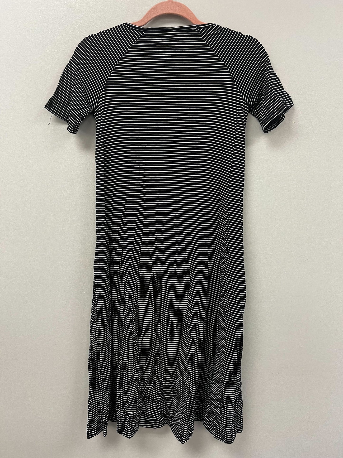 Outlet 5912 - Latched Mama Drawstring Midi Nursing Dress - Mini Navy Stripe - Extra Small