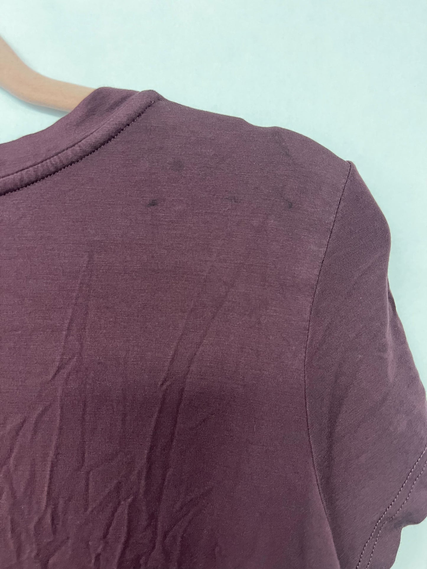 Outlet 6128 - V-Neck Boyfriend Nursing Tee - Wine - Medium