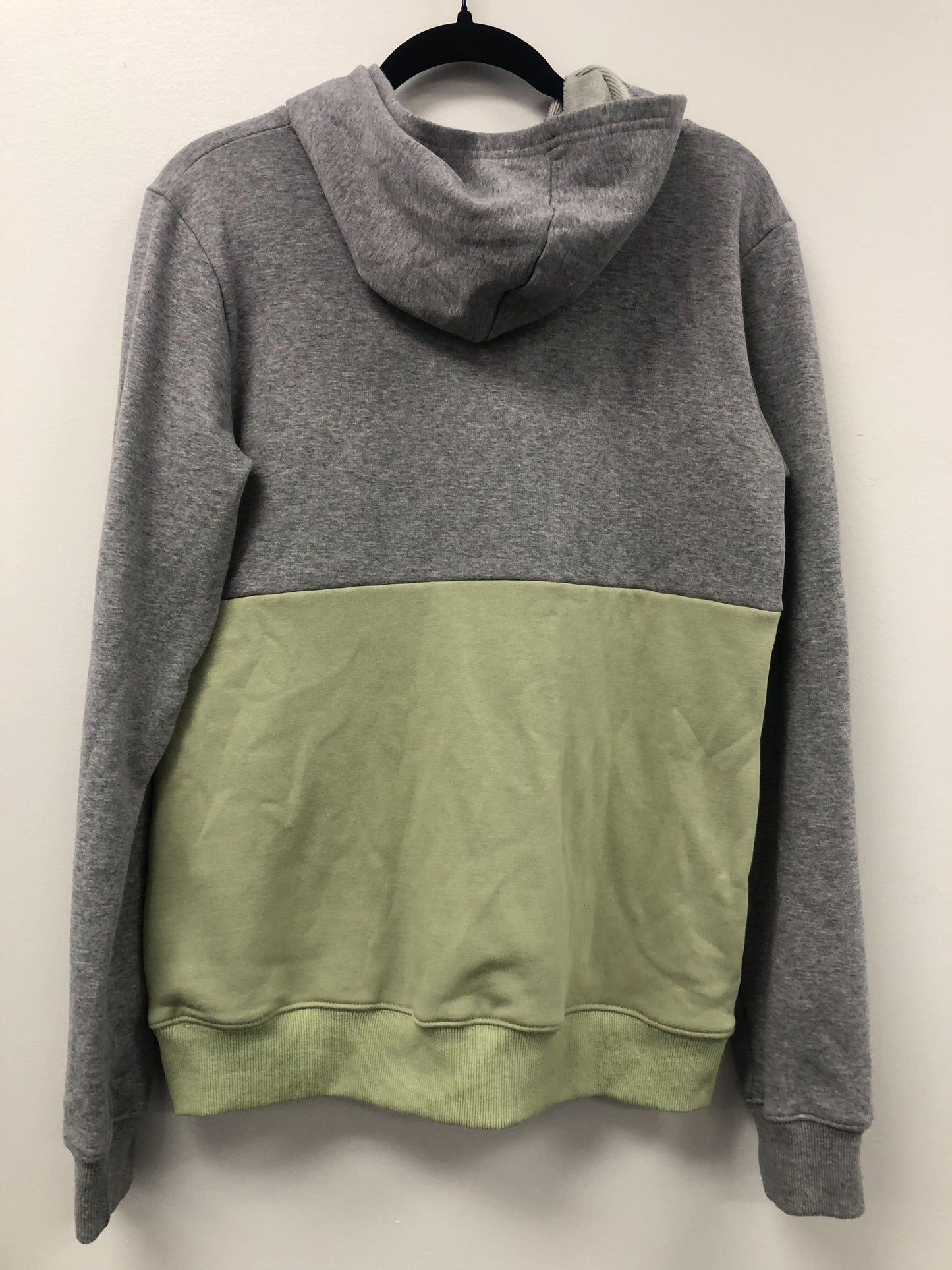 Outlet 5510 - Latched Mama Trailblazer Nursing Hoodie - Heather Grey/ Fern - Small