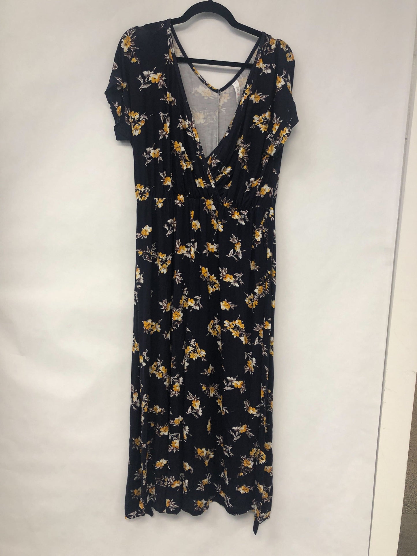 Outlet 6301 - Latched Mama V-Neck Nursing Jumpsuit - Canary Blooms - Extra Large