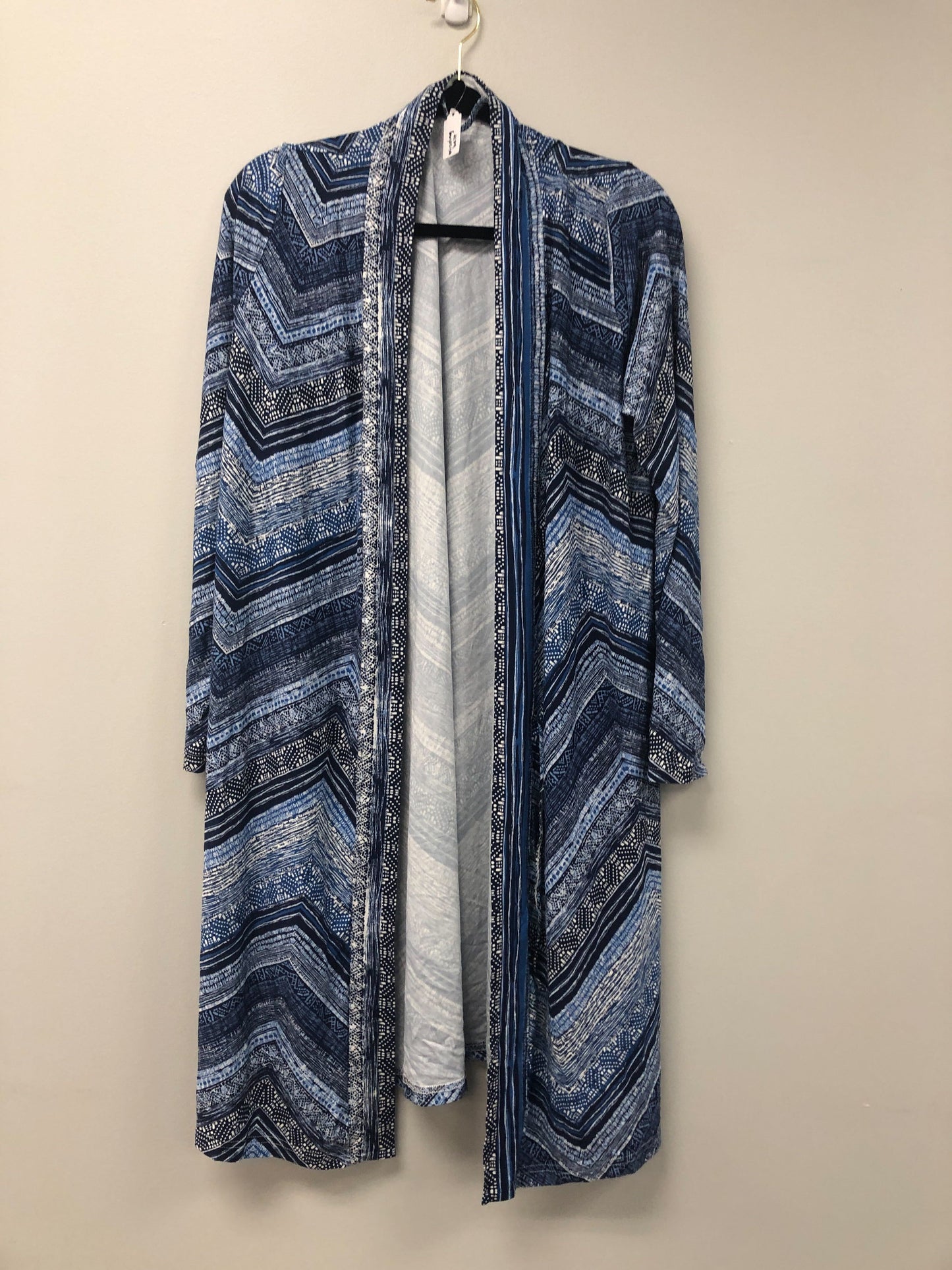 Outlet 5995 - Latched Mama Maternity Labor Nursing Robe - Chevron Blues - XS/S