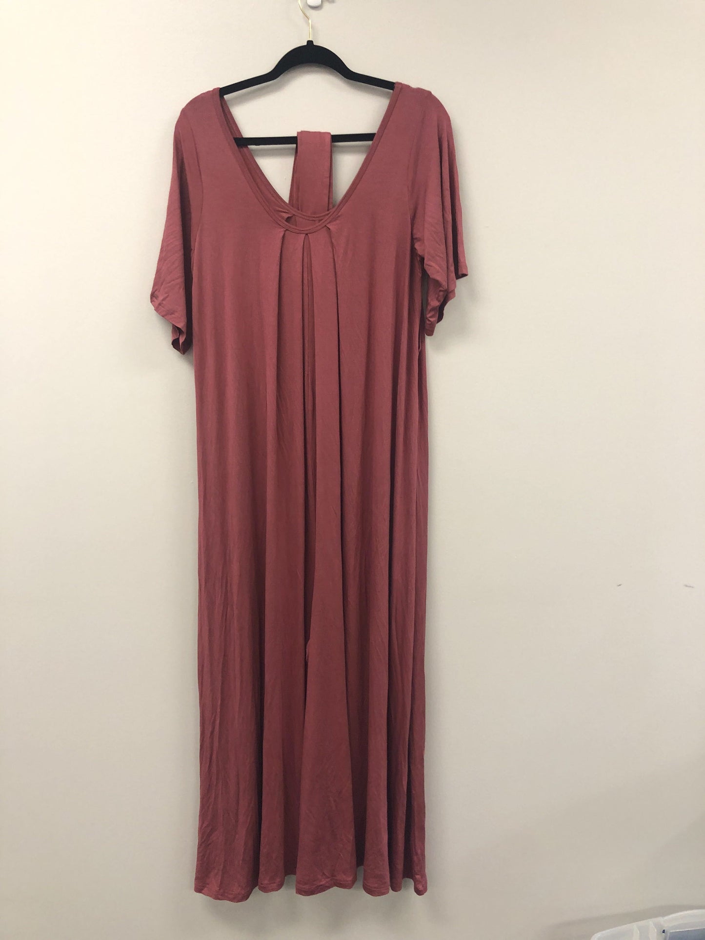 Outlet 5559 - The Latched Mama Nursing Maxi Momper - Rosewood - Standard