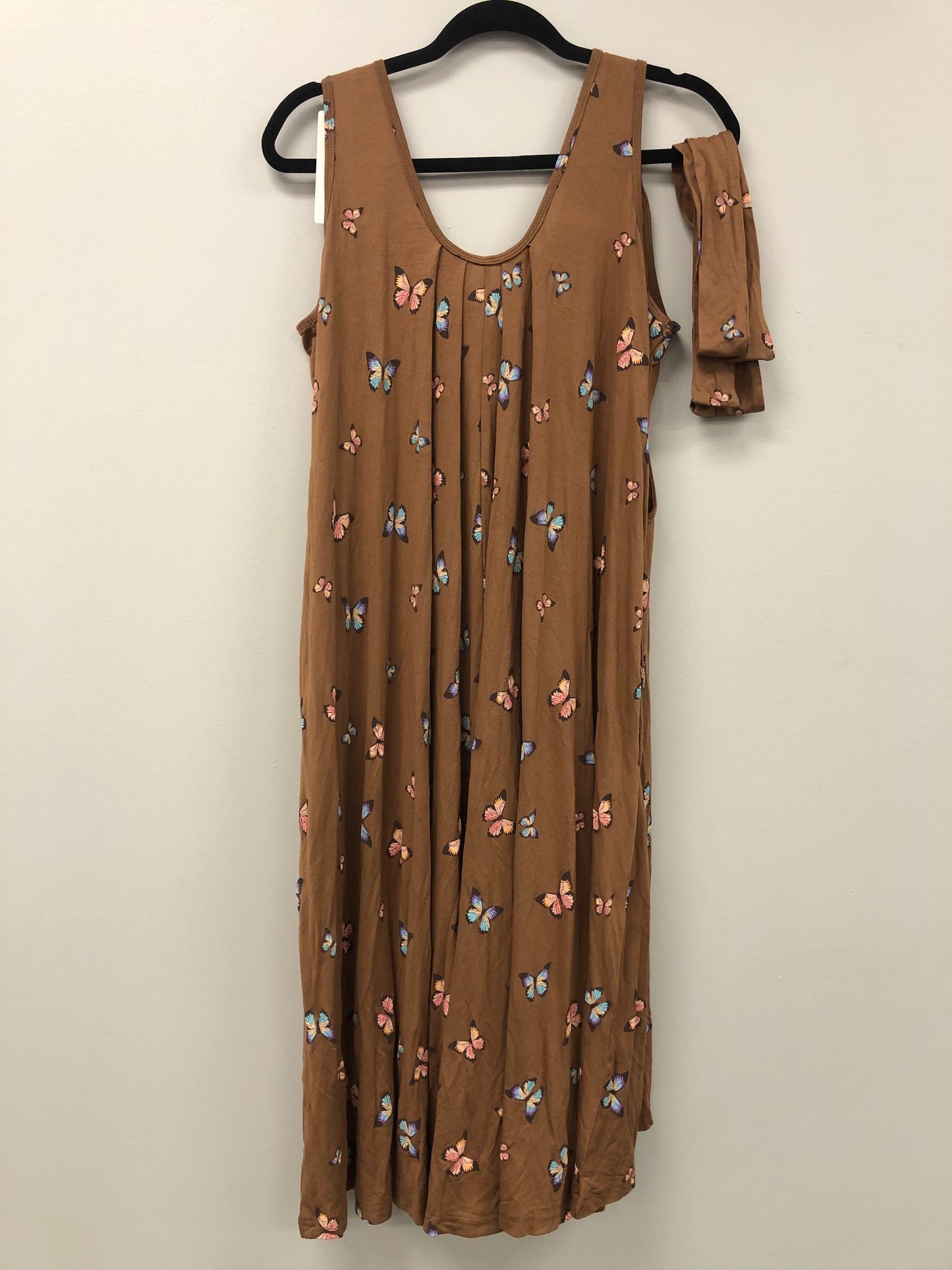 Outlet 5607 - Latched Mama Nursing Romper - Butterfly Kisses - Standard