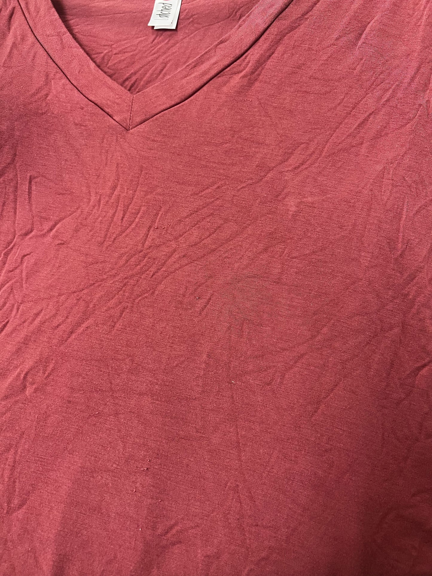 Outlet 5628 - V-Neck Boyfriend Nursing Tee - Rosewood - 2X