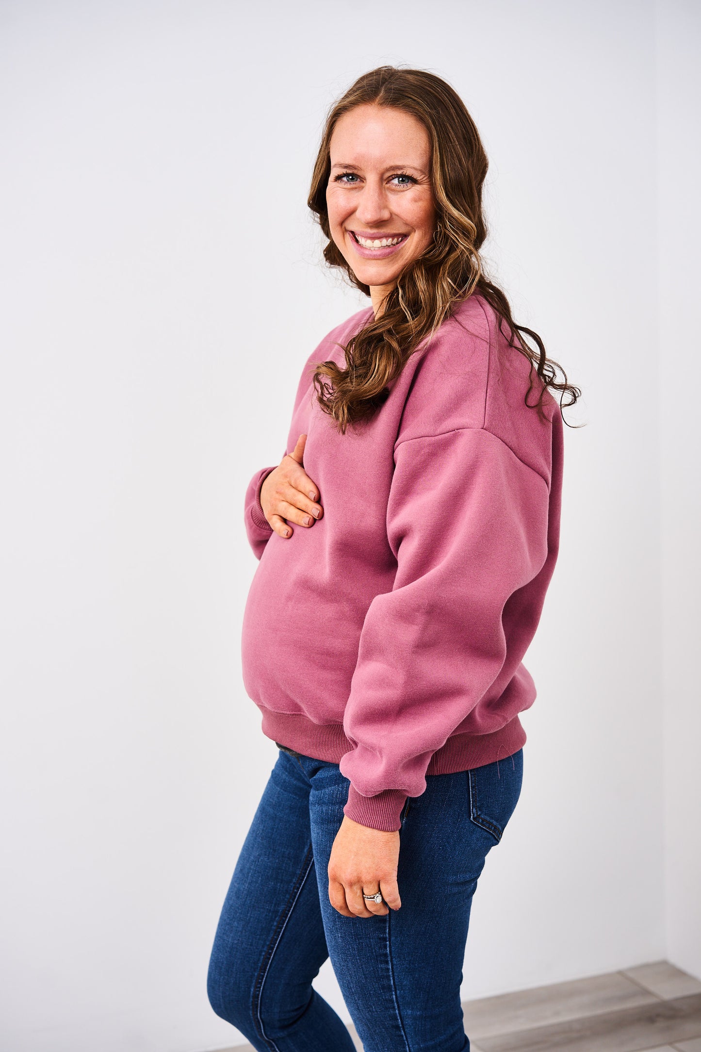 Latched Mama 635 Non-Nursing Crewneck