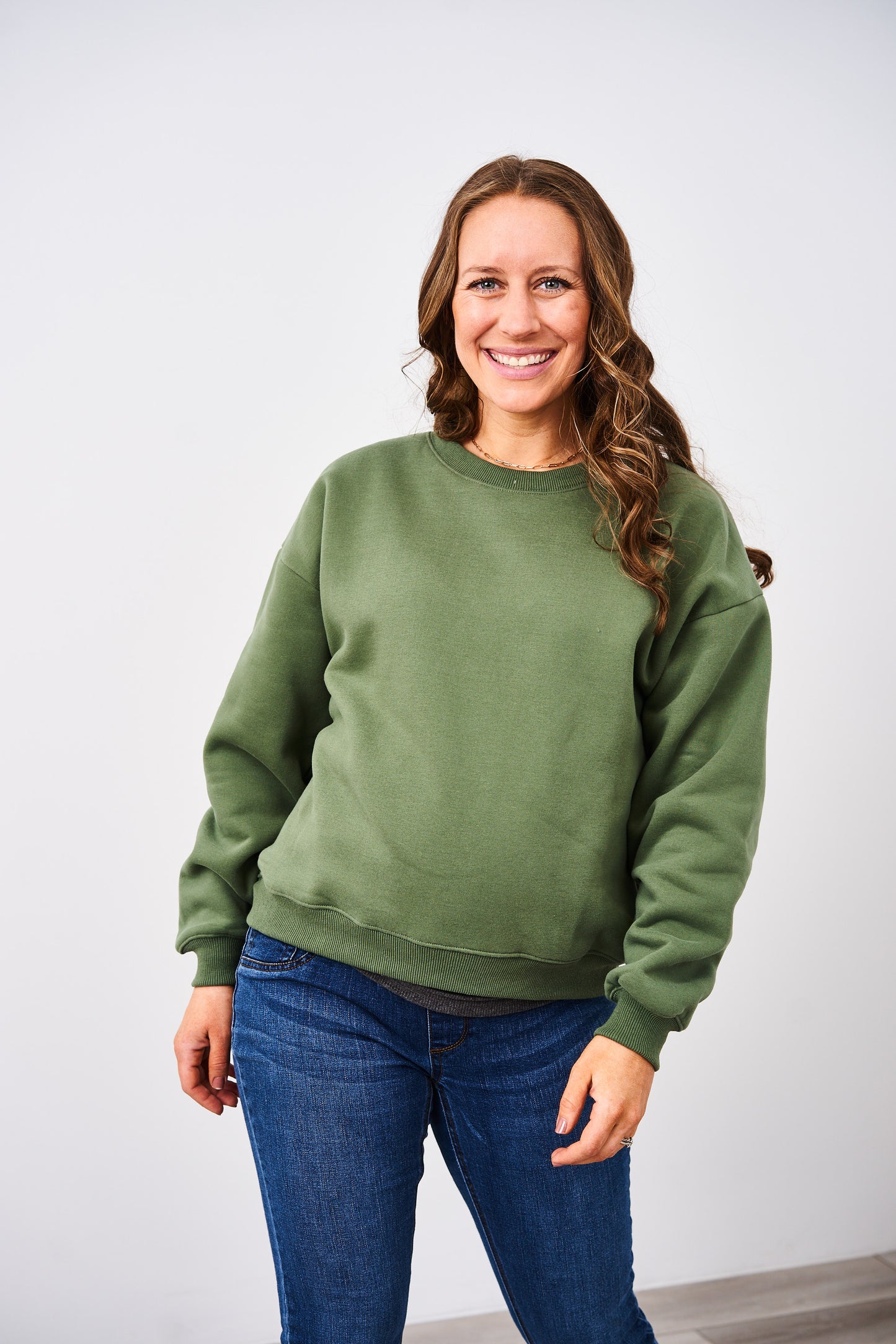 Latched Mama 635 Non-Nursing Crewneck