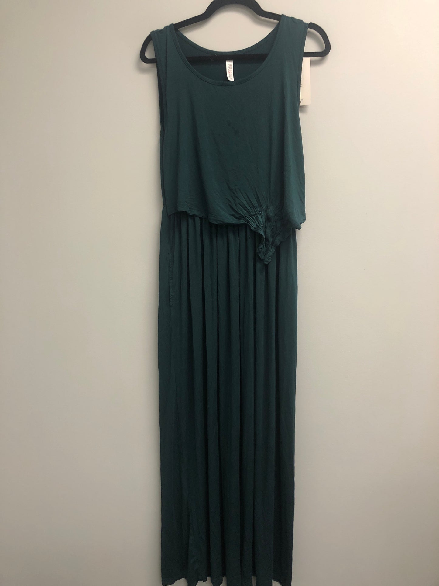 Outlet 6787 - Latched Mama Boardwalk Nursing Maxi - Forest Green - Large