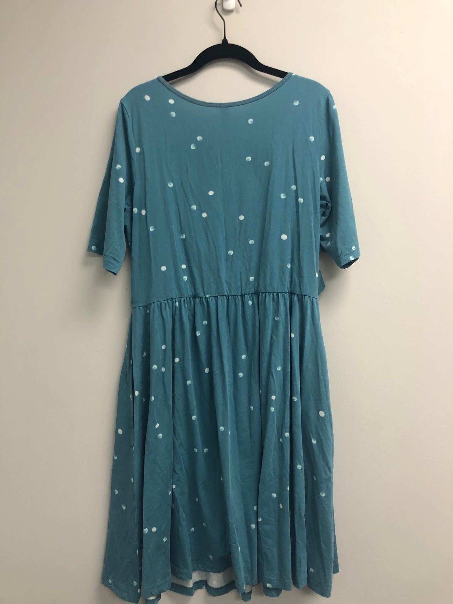 Outlet 6902 - Latched Mama Simple Cotton Nursing Dress - Steel Blue Dots - Large