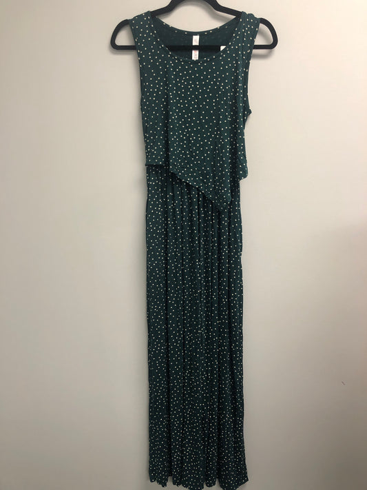 Outlet 7128 - Latched Mama Boardwalk Nursing Maxi - Forest Green Dots - Extra Small