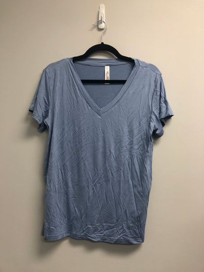 Outlet 7122 - Latched Mama Go-To V-Neck Nursing Tee - Cornflower Blue - Large