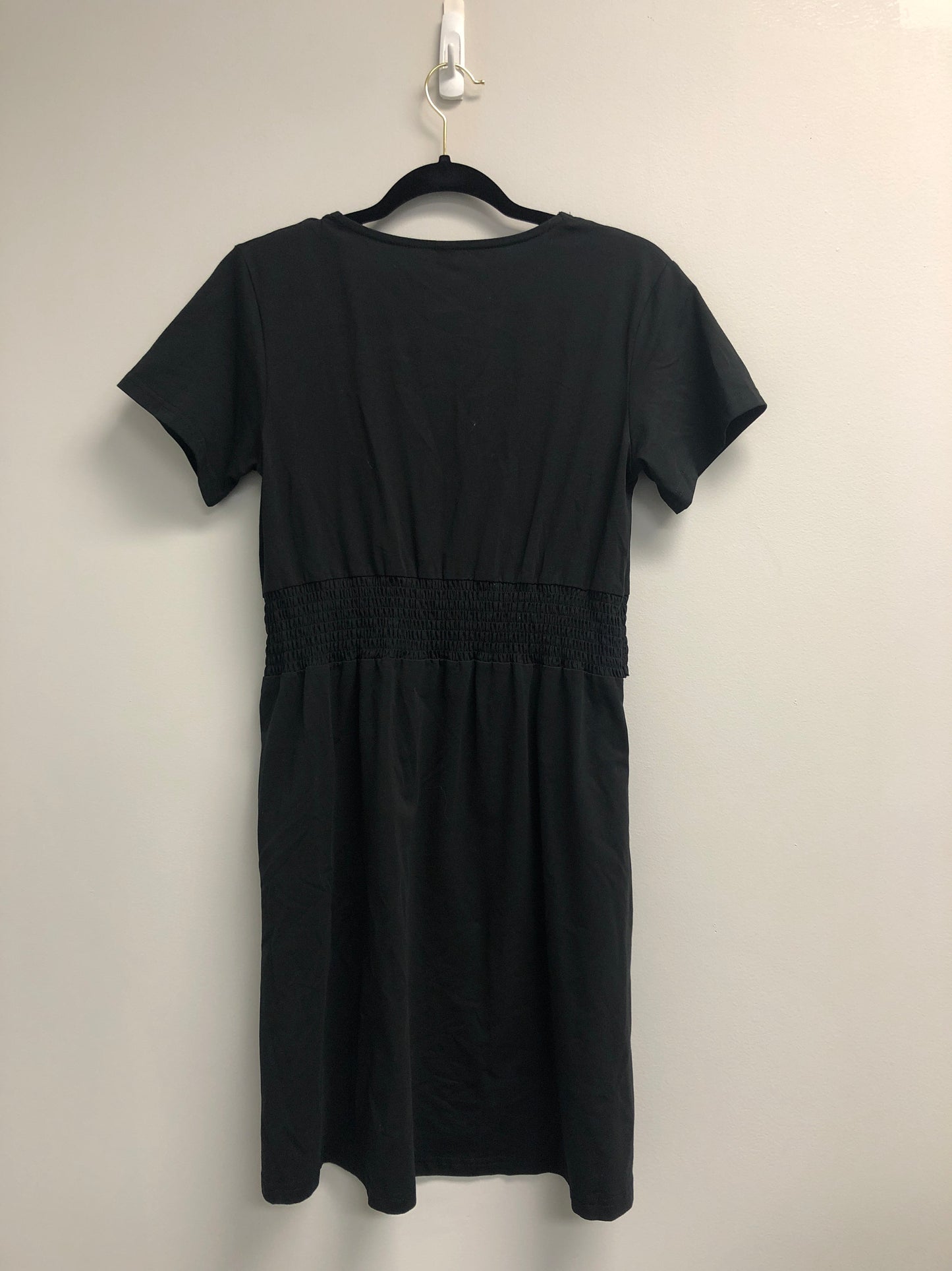 Outlet 6989 - Latched Mama Ruched Waist Nursing Dress - Black - Small