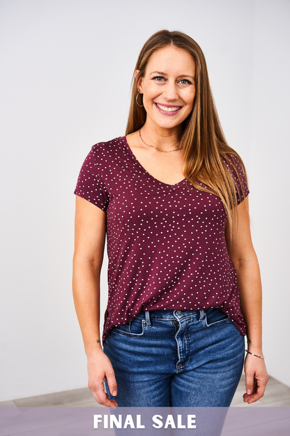 Printed V-Neck Boyfriend Nursing Tee - Final Sale