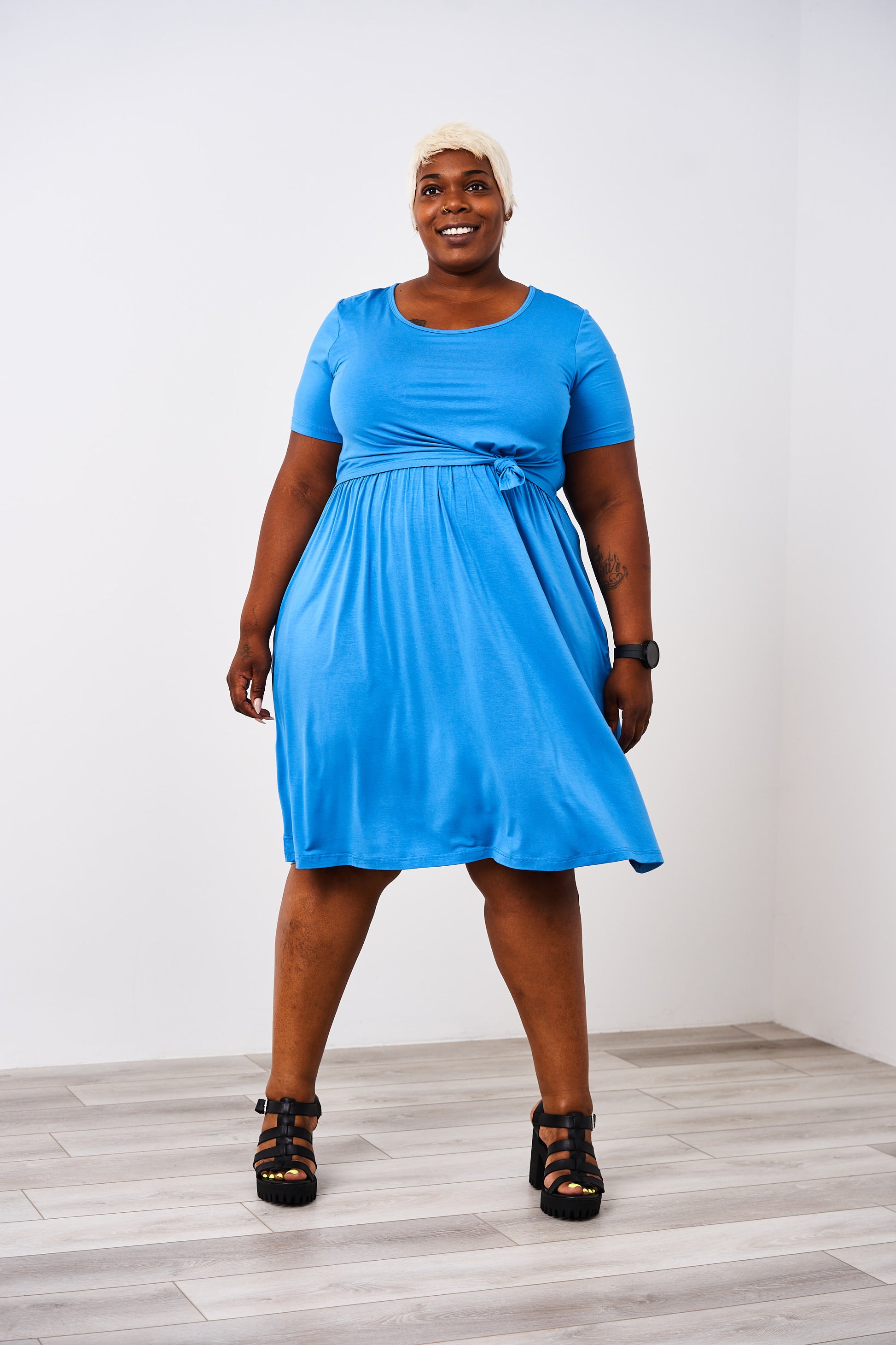 Latched Mama Essential Boardwalk Nursing Dress Latched Mama Essential Boardwalk Nursing Dress
