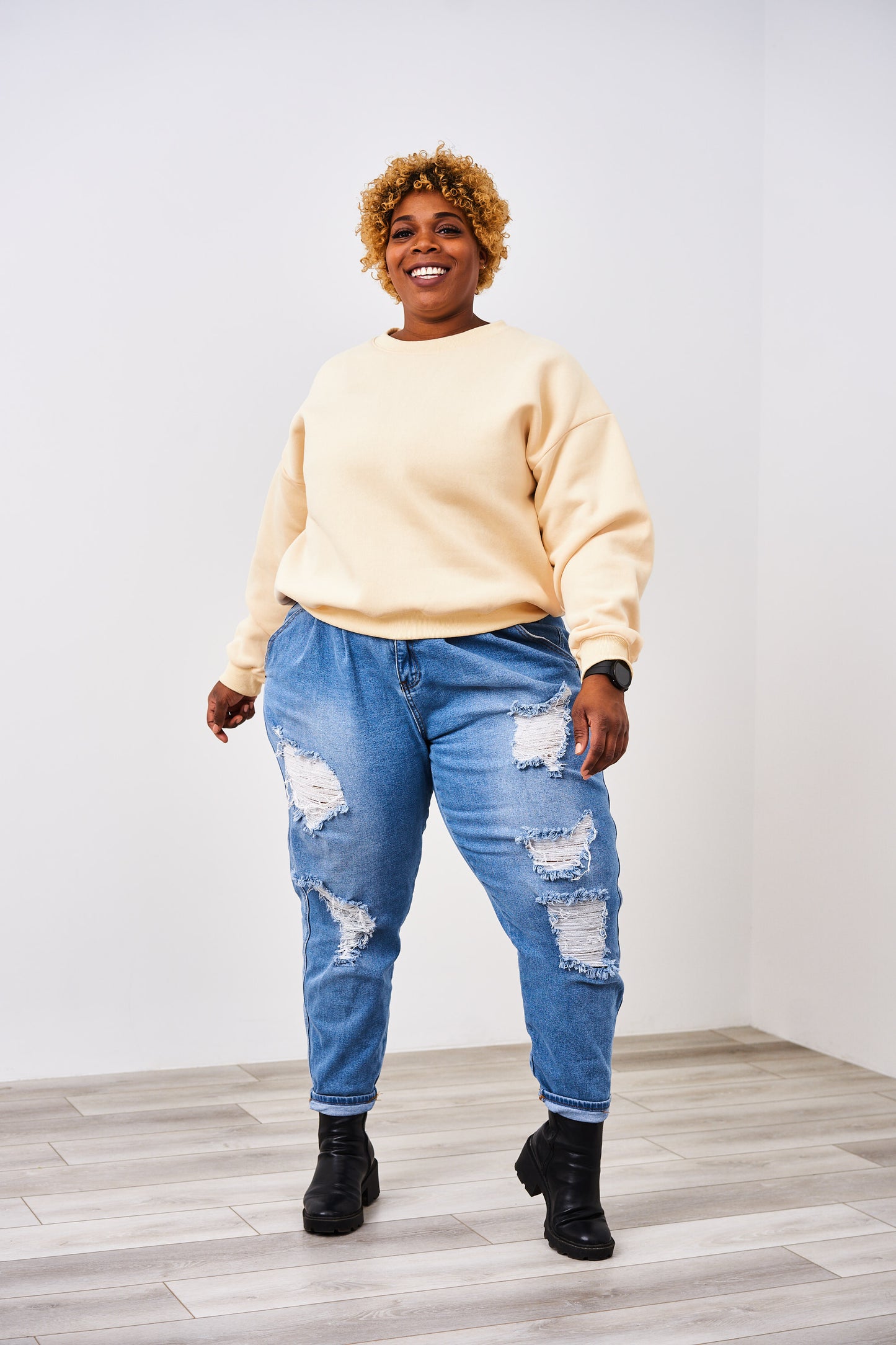 Latched Mama 635 Non-Nursing Crewneck