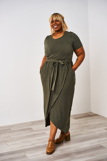 Latched Mama Petal Maxi Nursing Dress