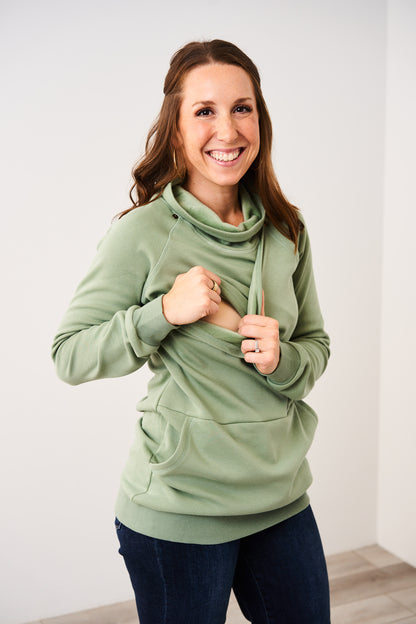Latched Mama Harbor Snap Nursing Pullover