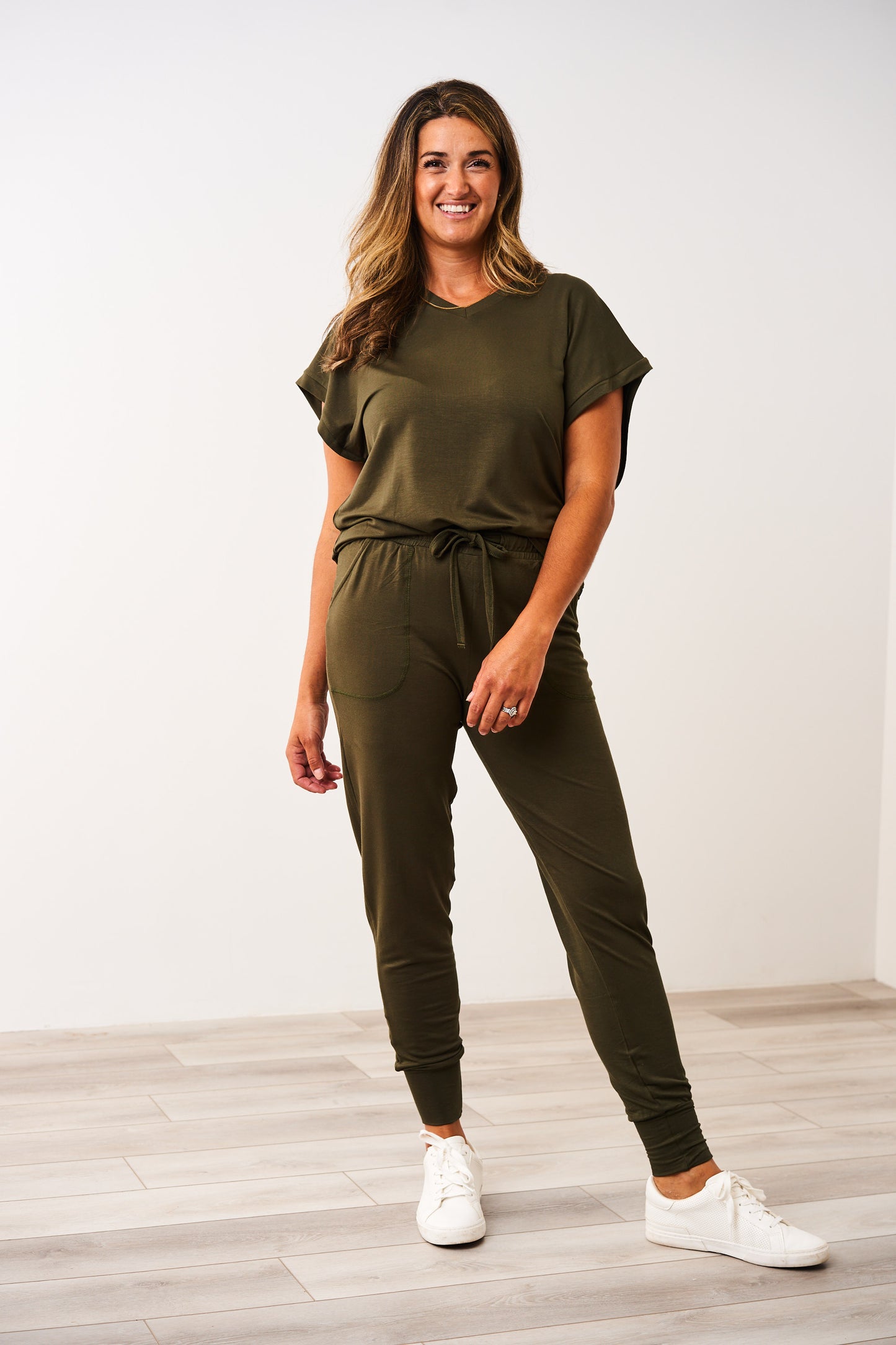 Latched Mama Universal Jogger Nursing Set