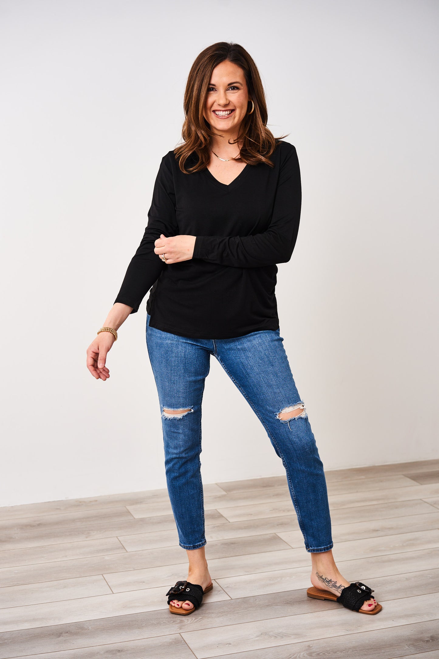 Latched Mama Go-To V-Neck Long Sleeve Nursing Top