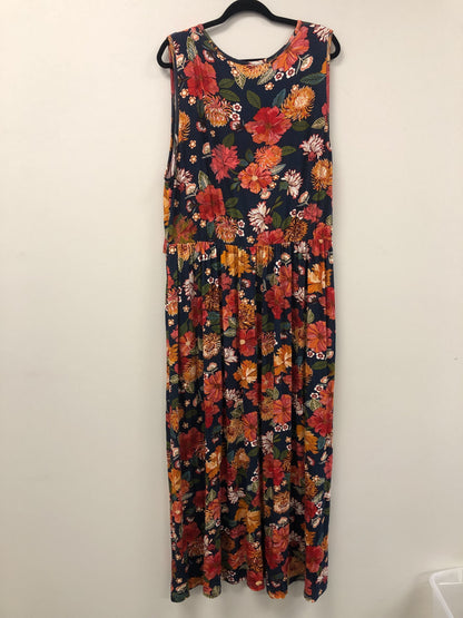 Outlet 5546 - Latched Mama Boardwalk Nursing Maxi - Radio Retro - 3X