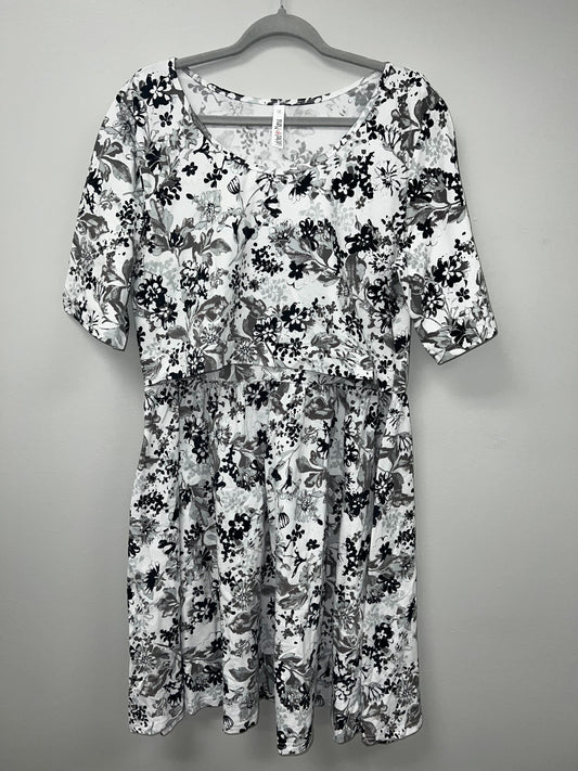Outlet 5691 - Latched Mama Simple Cotton Nursing Dress - Icicle - 1X