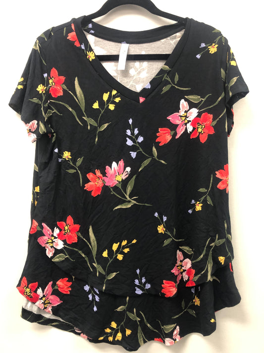 Outlet 5524 - Printed V-Neck Boyfriend Nursing Tee - Vibrant Black Floral - Large