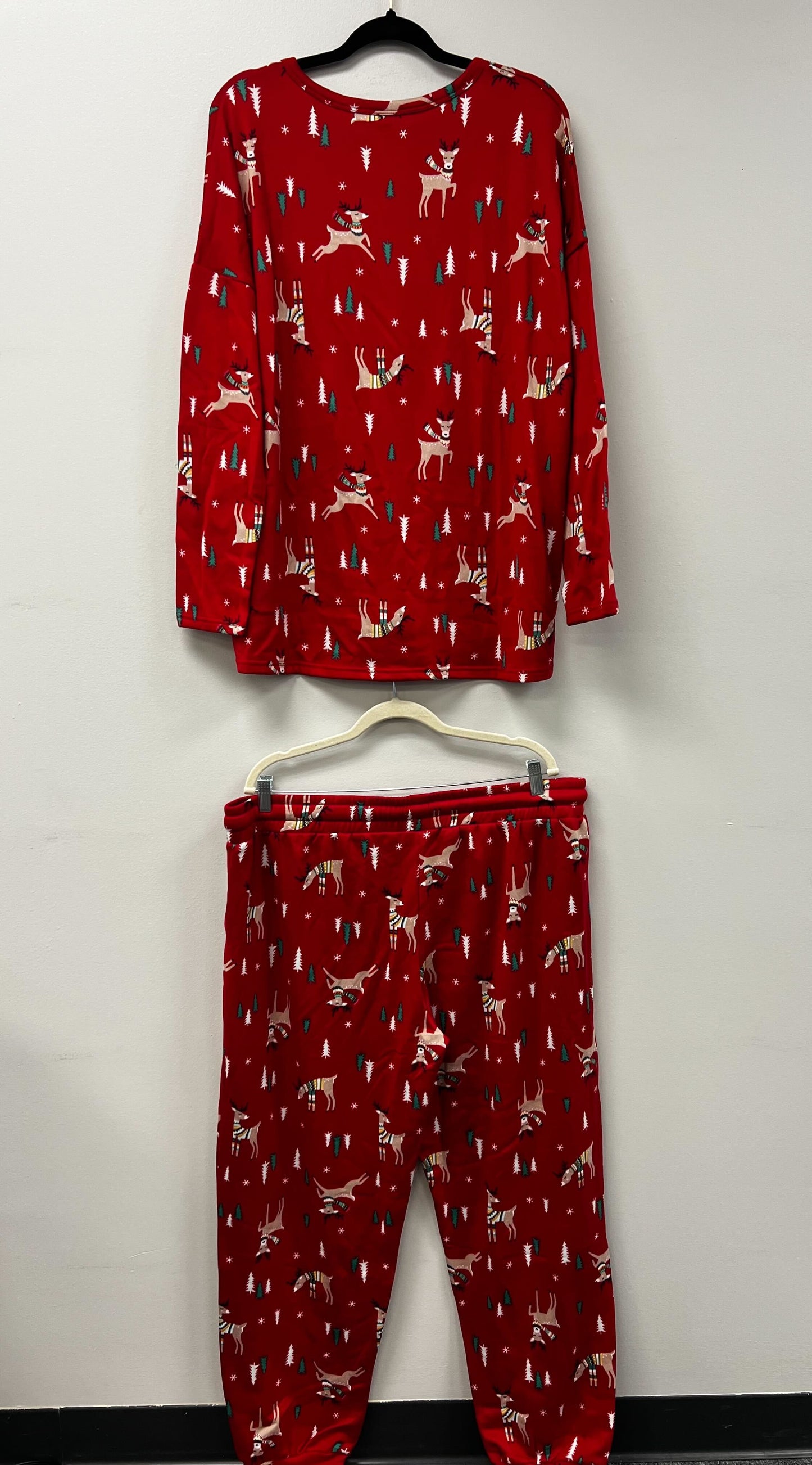 Outlet 6013 - Latched Mama Holiday Jogger Set - Holly Jolly - 2X