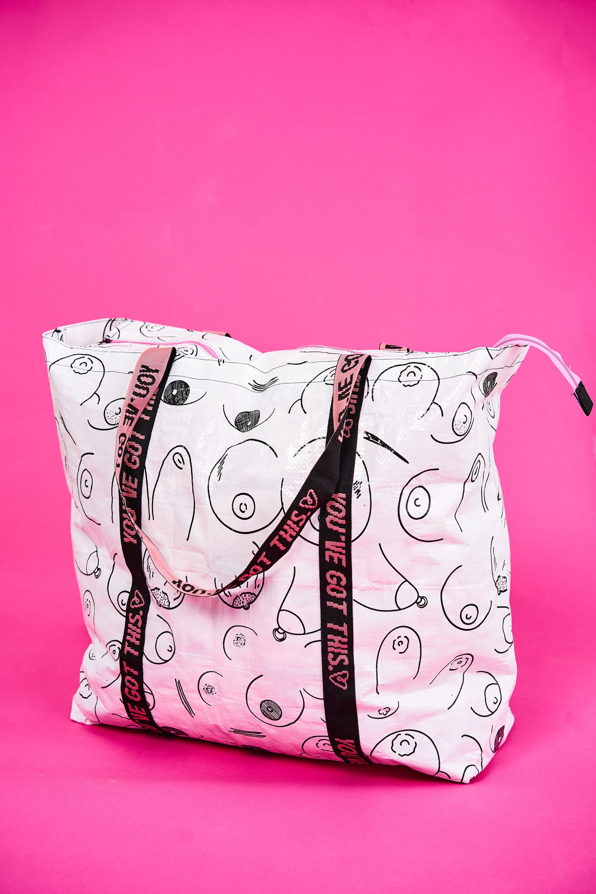 SOLD OUT ONLINE. - VICTORIA SECRET PINK LIMITED QUALITIES COOLER/TOTE BEACH  BAG POOL TOTE