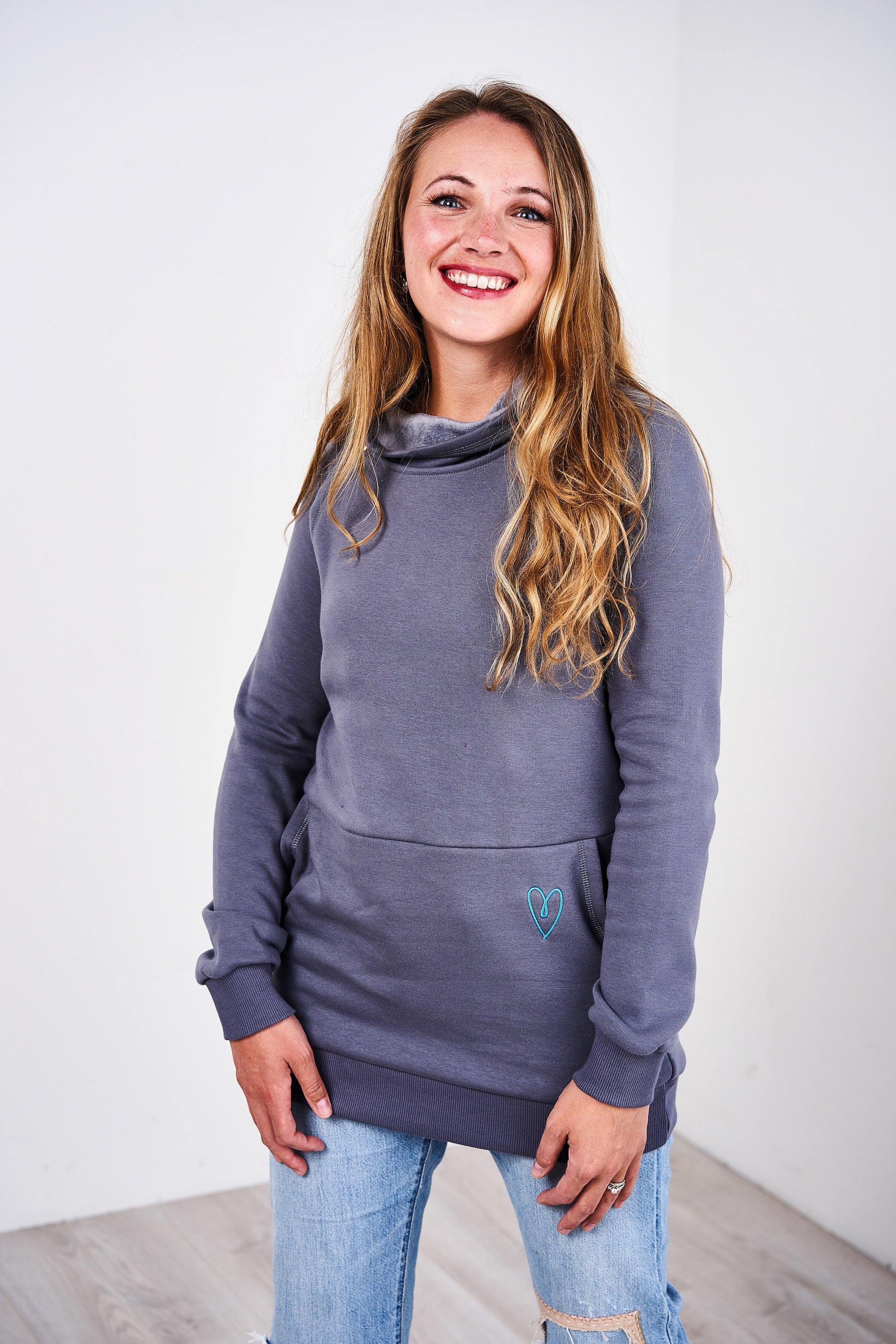 Latched Mama Harbor Snap Nursing Pullover