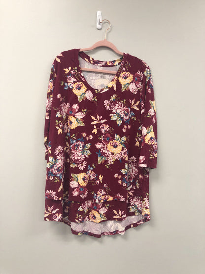 Outlet 5656 - Latched Mama 3/4 Sleeve Scoop Neck Nursing Top 2.0 - Raspberry Floral - 2X