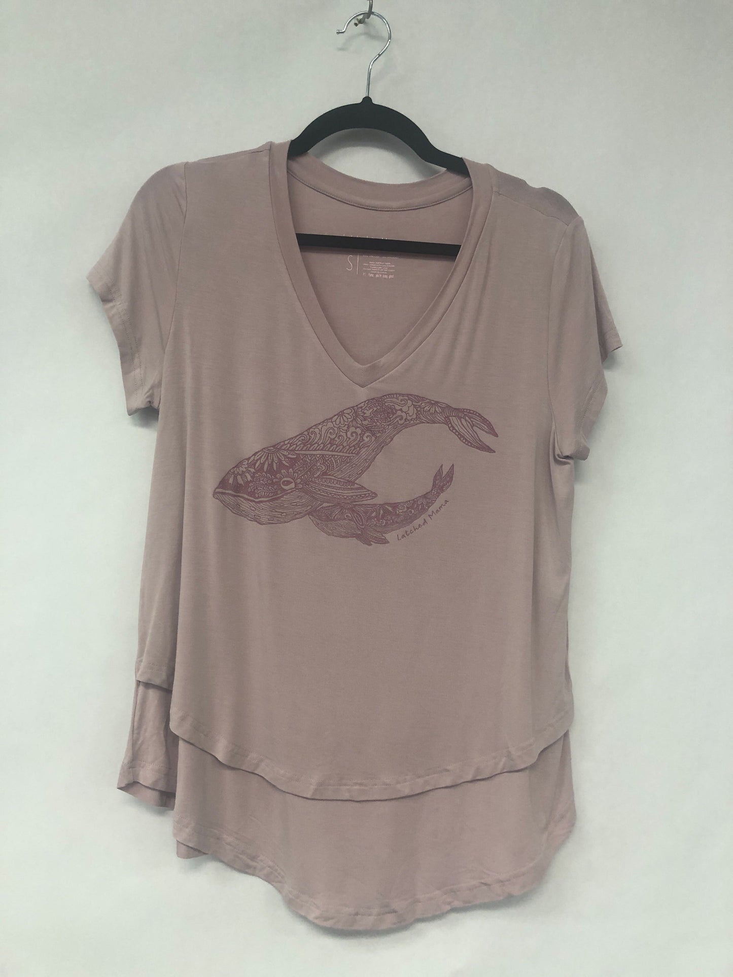 Outlet 6291 - Latched Mama Whimsical Whales Nursing Tee - Lavender Blush - Small