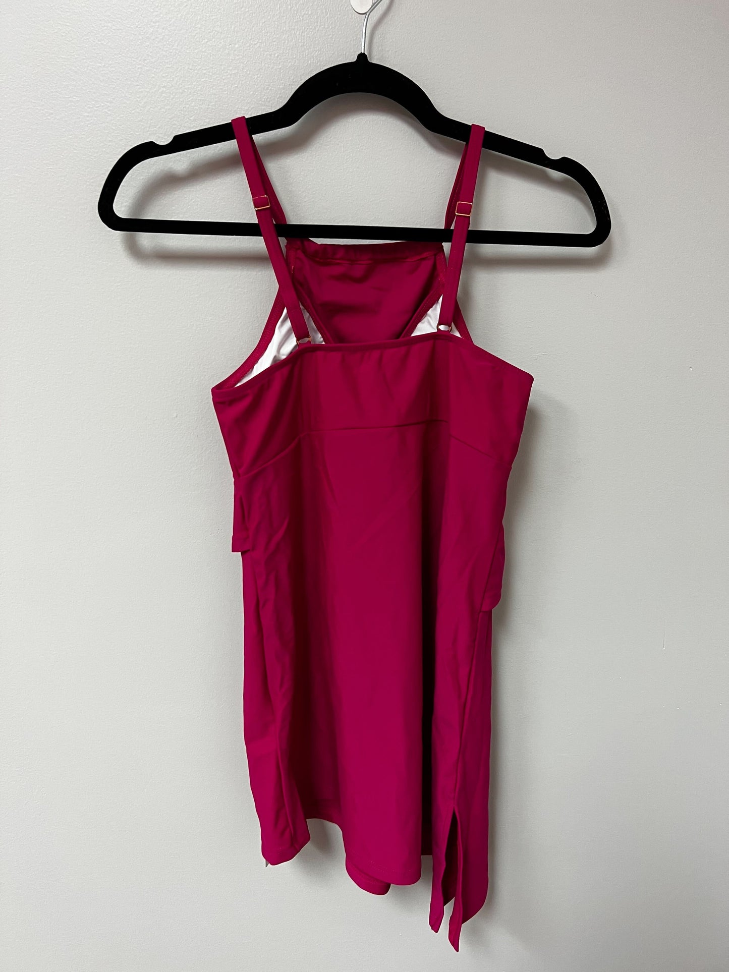 Outlet 5475 - Latched Mama Asymmetrical Nursing Swim Tank - MAGENTA - Extra Small